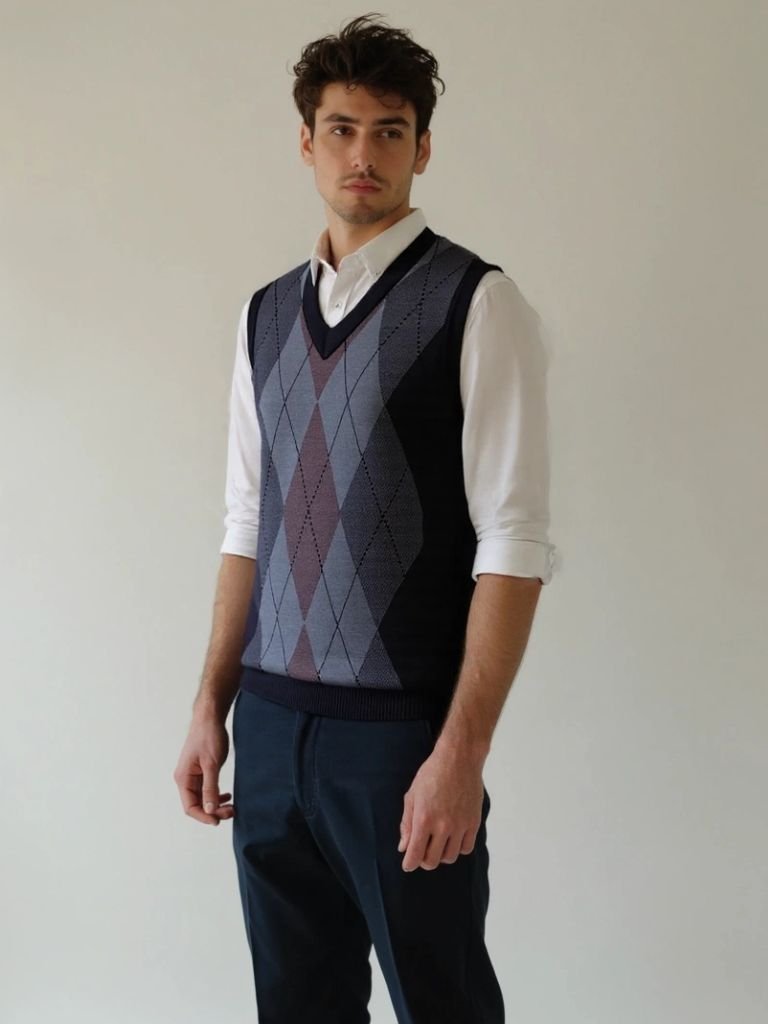 Academic Essential Sleeveless Sweater