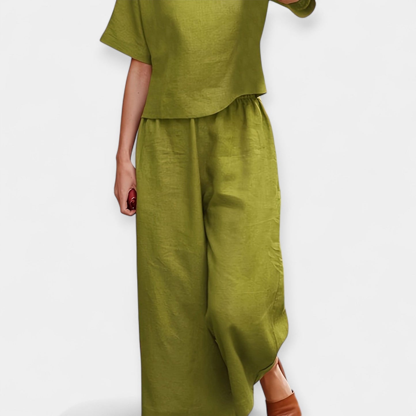 Loose-Fitting Trouser Set with Short Sleeves