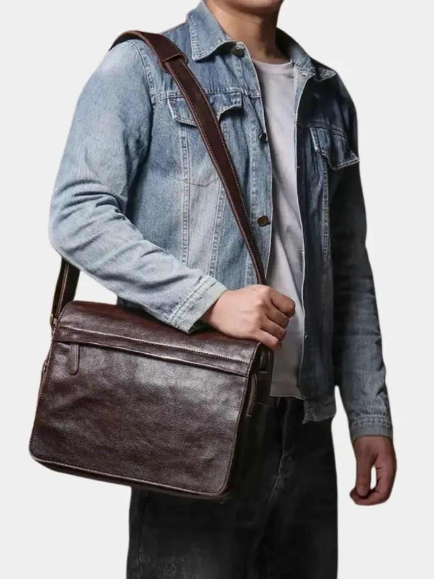 Classic Leather Messenger Bag