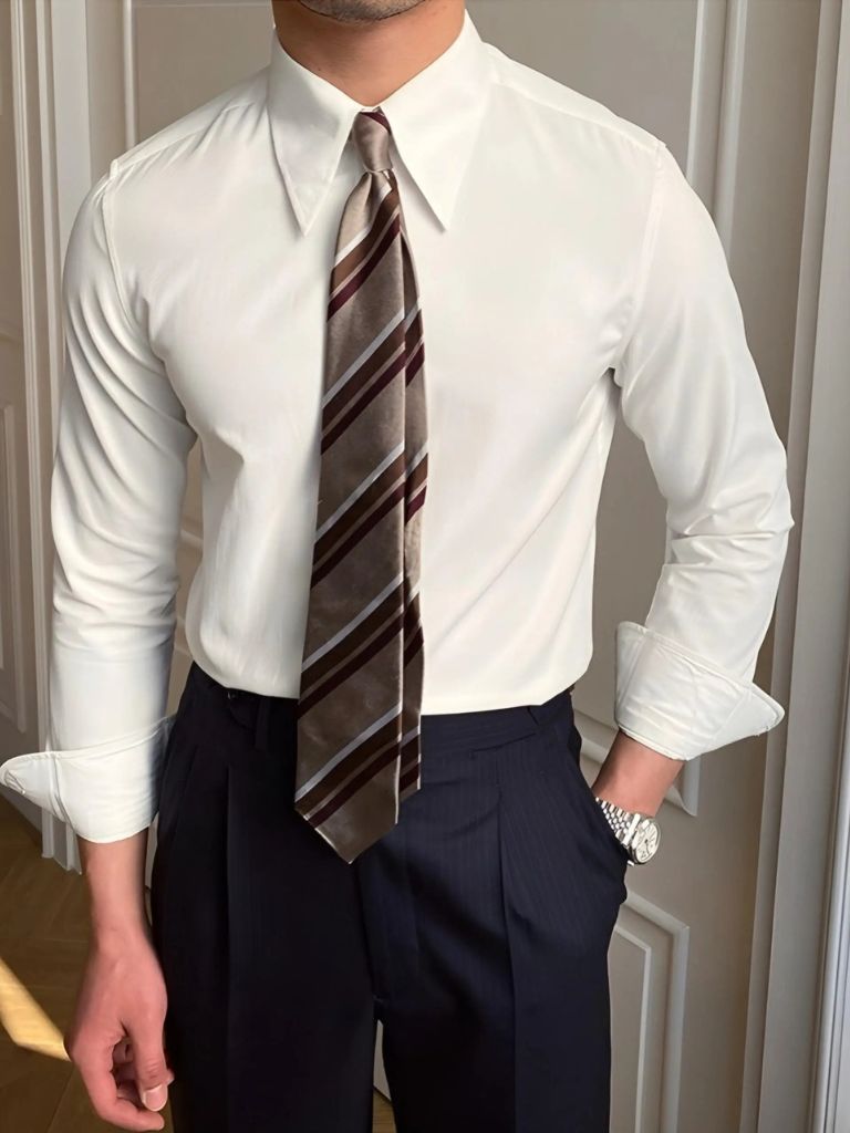 Elegant Shirt with Blade Collar