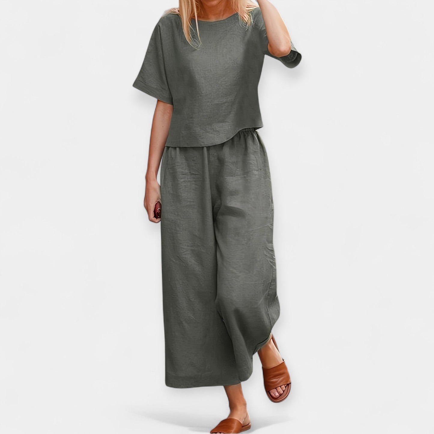 Loose-Fitting Trouser Set with Short Sleeves