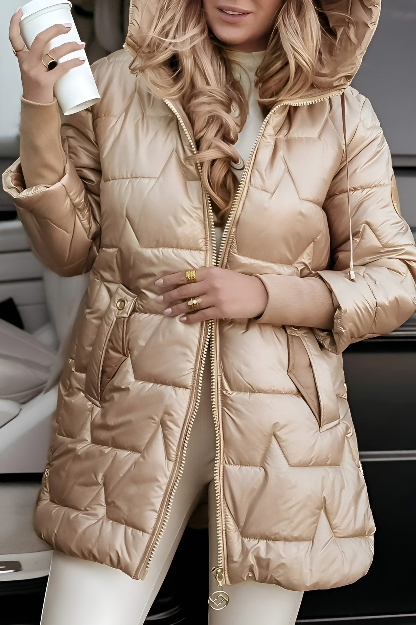 Élise™ | Elegant winter coat with hood and padding