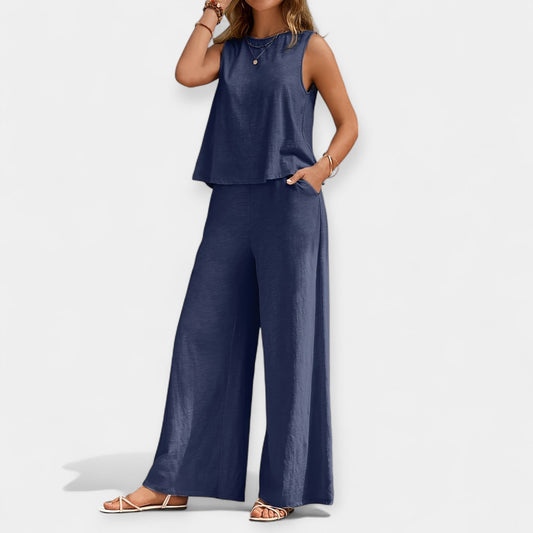 Set with Sleeveless Top and Wide Trousers