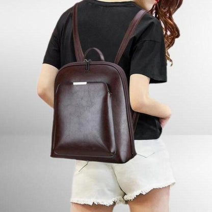 Stella | Classic backpack with double zipper in a simple design