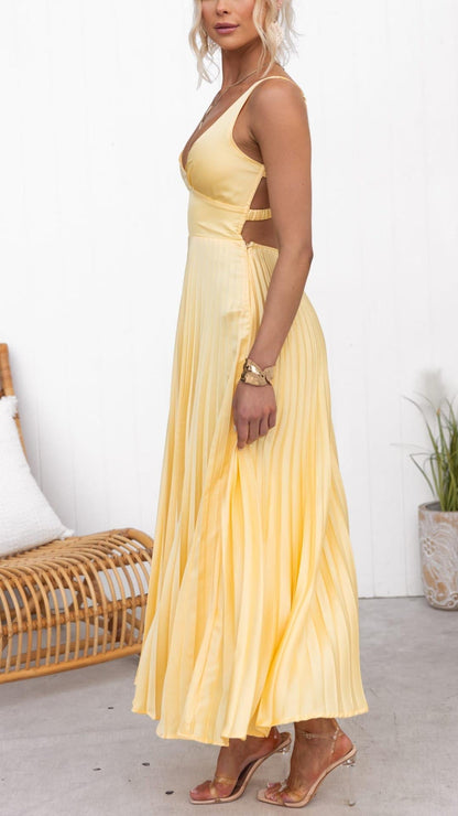 Aby - Yellow Pleated Maxi Dress with V-Neck