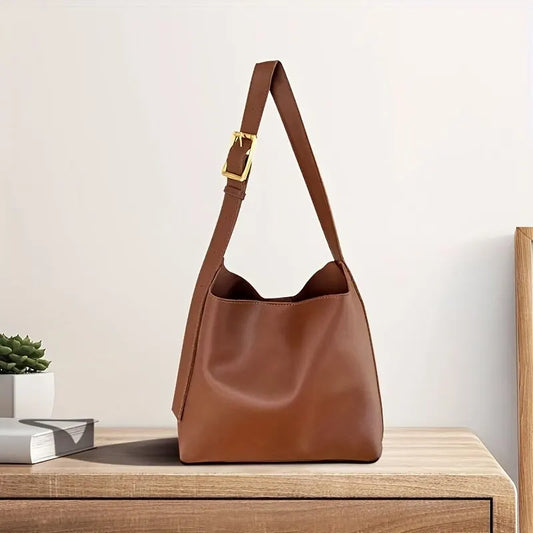 Velours d'Or | ELEGANT SHOULDER BAG WITH LEATHER DETAIL