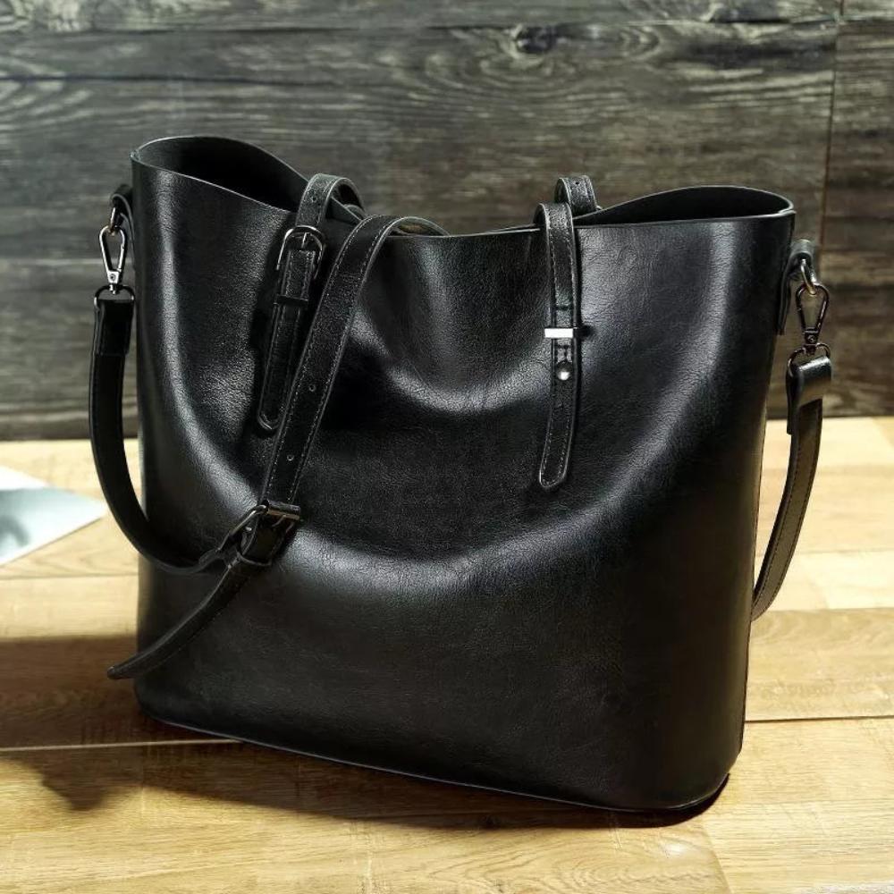 Nicole | Preferred Vintage Shoulder Bag
