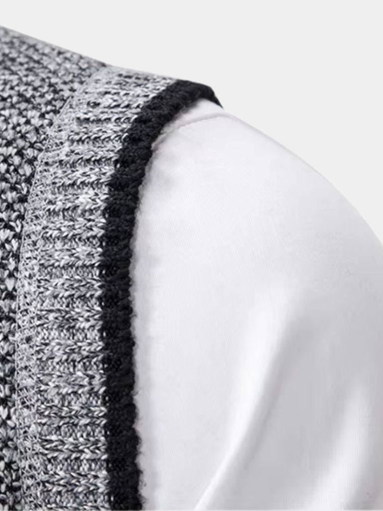 Elegant gilet with full zip
