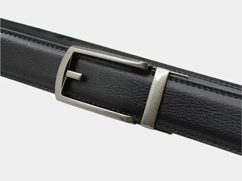 Belt with Automatic Click Buckle