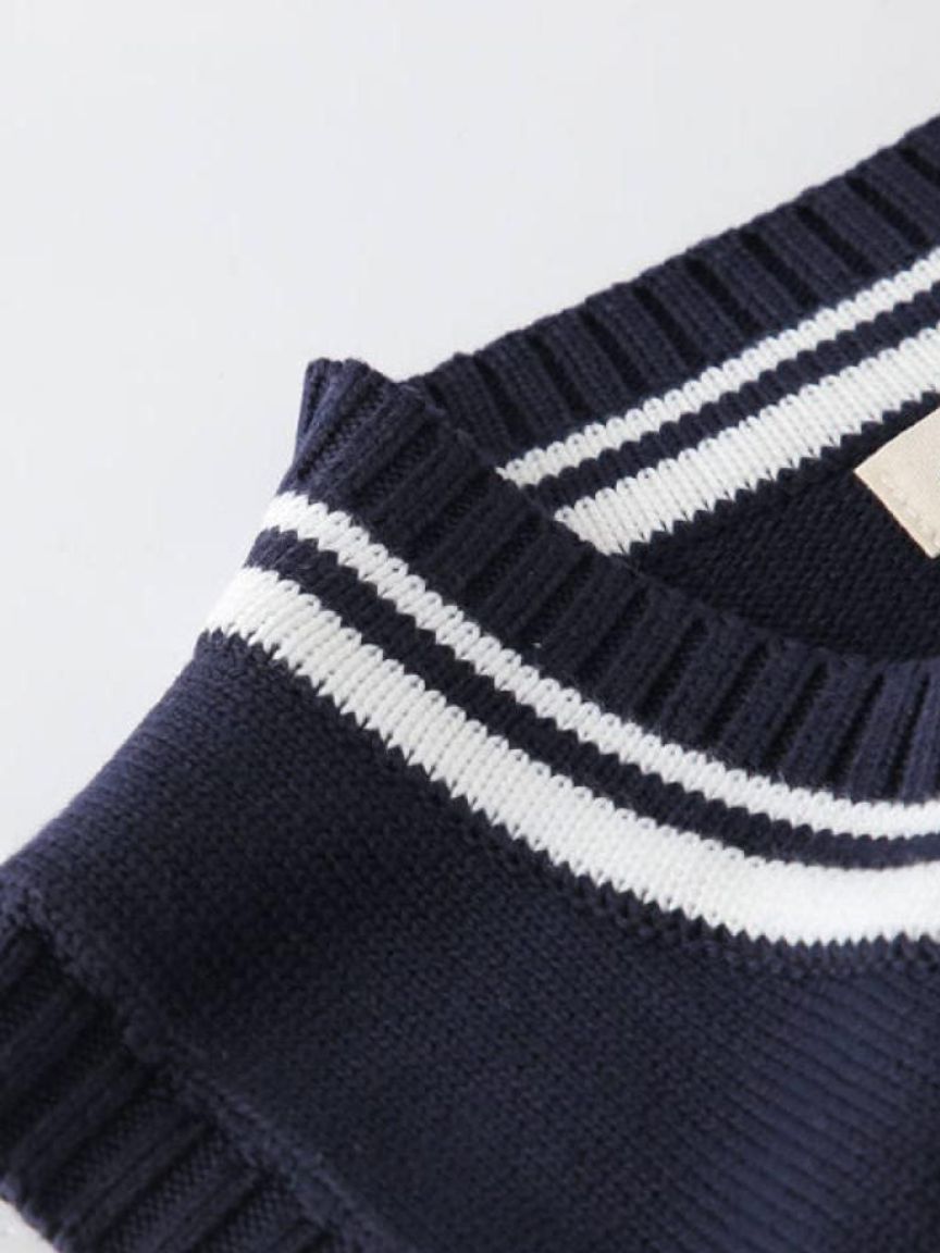 Old Money Essential Wool Waistcoat